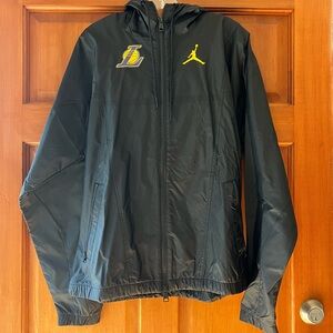 NBA Lakers Windbreaker Size M
